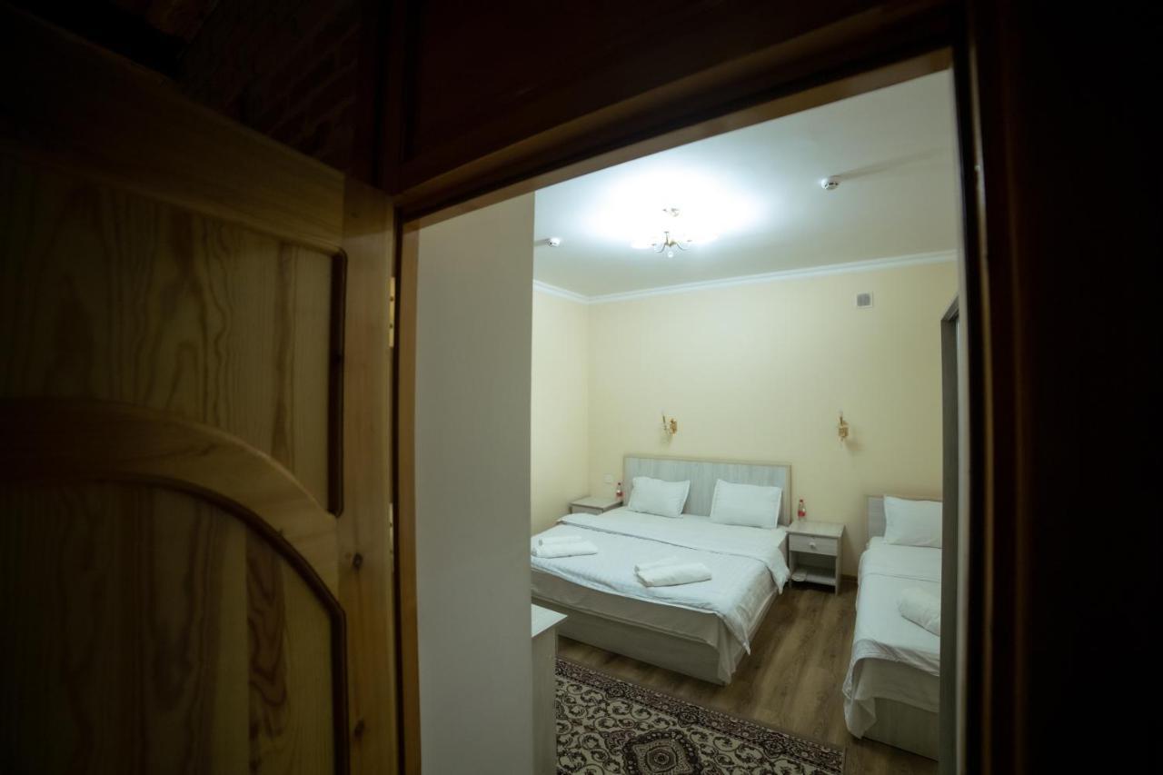 Sultanat Hotel Samarkand Exterior foto
